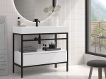 Meuble vasque avec une structure en métal noir lui conférant un style industriel. Le plan vasque blanc apporte une touche contemporaine. Ce meuble de salle de bain est à la fois pratique et esthétique, et s'intègre dans tous les types d'intérieurs.